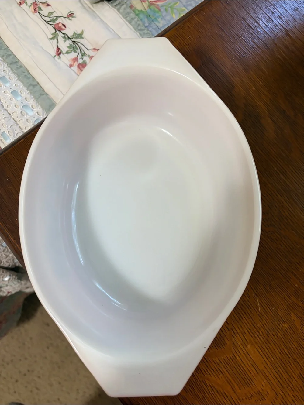 Pyrex Old Orchard Casserole Dish with Brown Lid